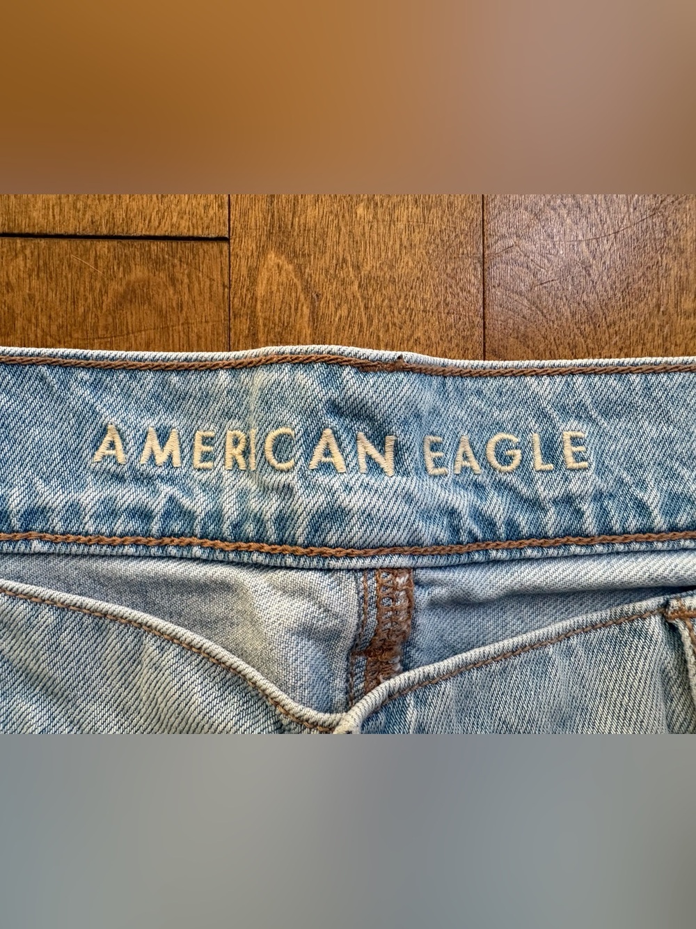 American Eagle Low-Rise Skater Jean Light Wash Wide Leg Jeans – Women's 12 R - Picture 3 of 9